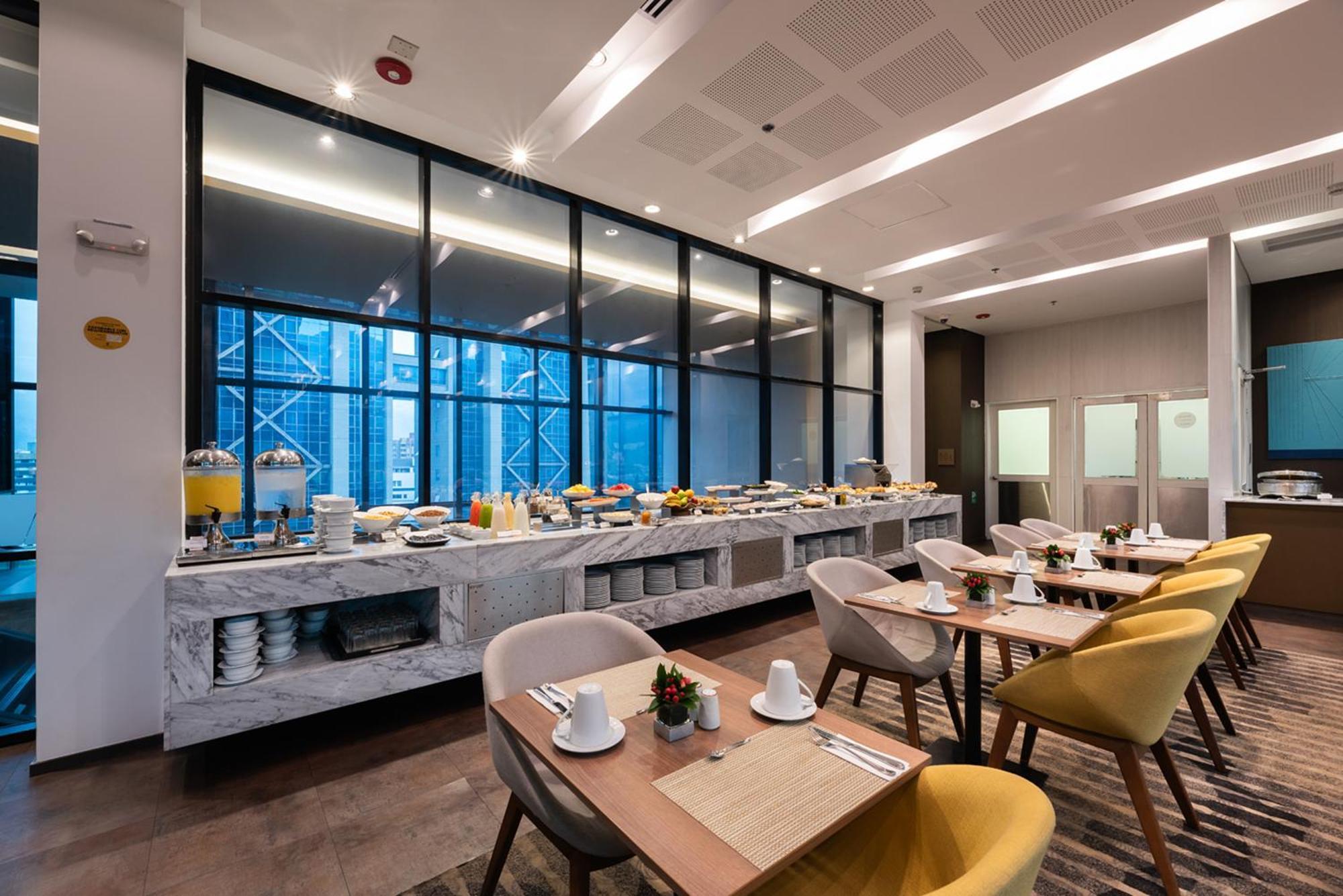 Hotel Estelar Square Меделин Екстериор снимка